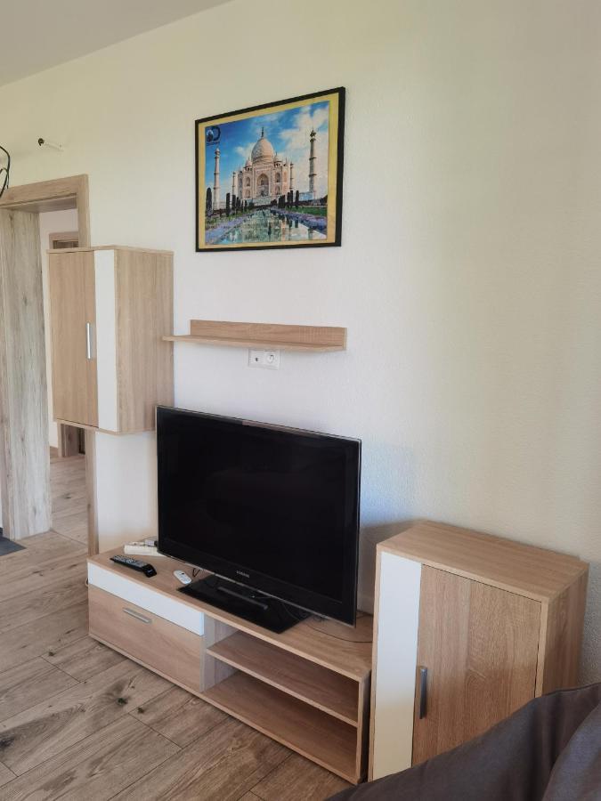 Sunset House Piestany Cervena Veza Lägenhet Banka Exteriör bild