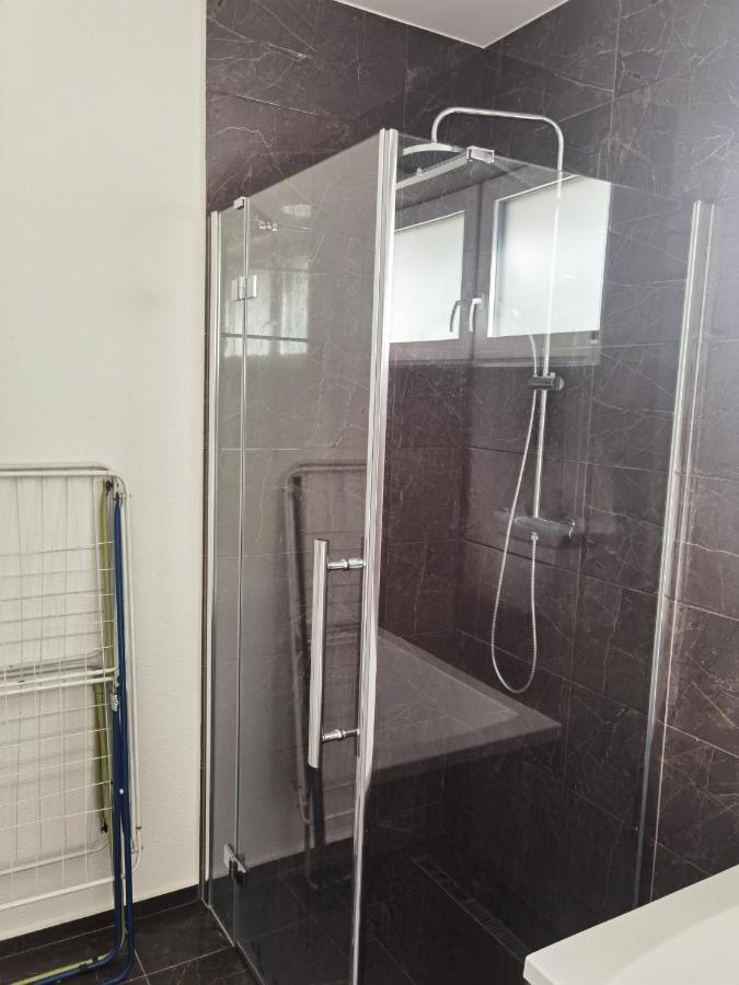 Sunset House Piestany Cervena Veza Lägenhet Banka Exteriör bild